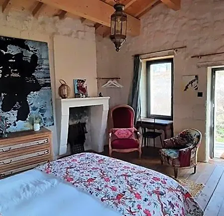 Aux Tuileries Nord Bed & Breakfast