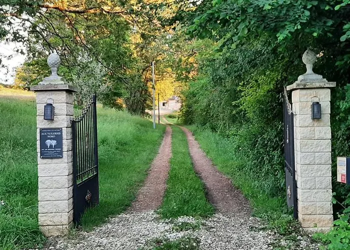 Aux Tuileries Nord 3* Créon